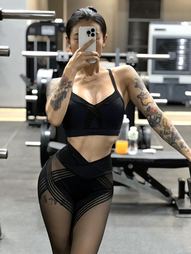 Rebel 2 Piece Set