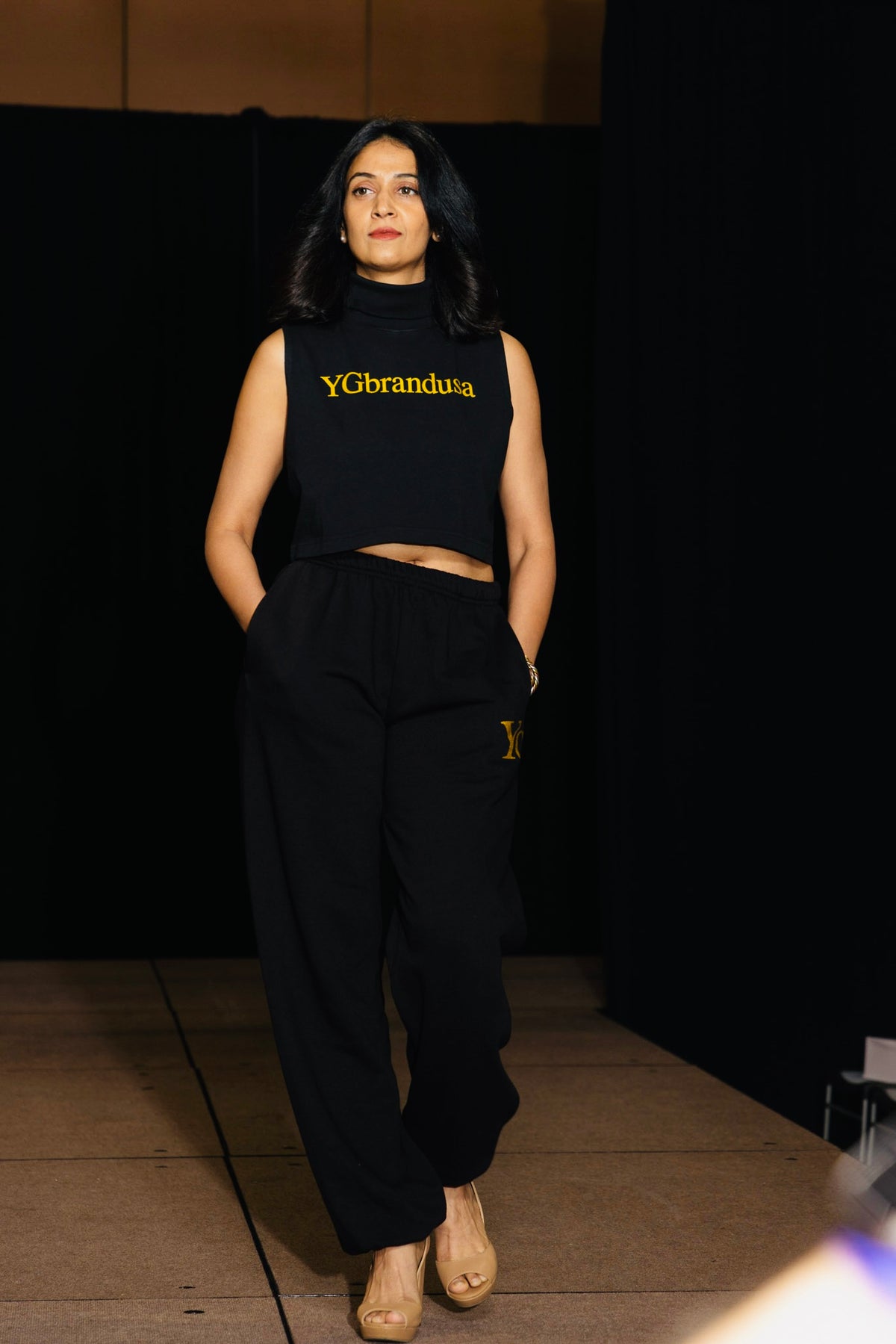 YGBrandUSA Cropped Sleeveless Turtleneck Tee